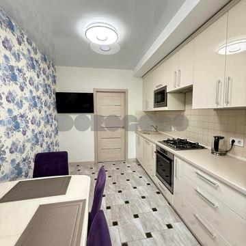 Героїв Небесної Сотні просп., 26/9