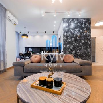 Джона Маккейна вул. (Івана Кудрі), 26