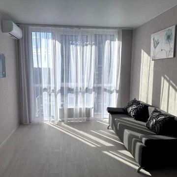 Віктора Некрасова вул. (Північно-Сирецька), 10