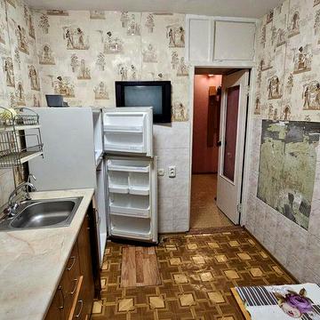 3-ая Правый Берег, 2/9; ул.Кияшко р-н Правобережного Сильпо .ГЭС