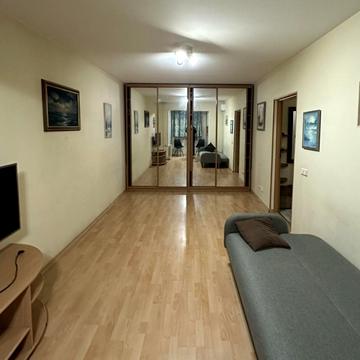 Гната Юри вул., 4