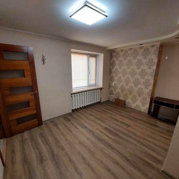 Канівська вул., 5