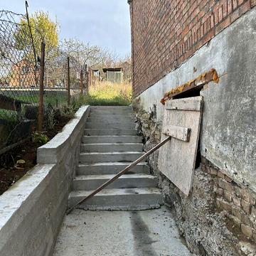 Продаж 3к Дім Світанок масив