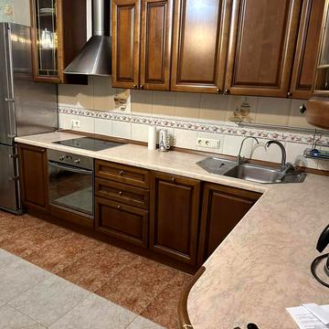 Бориса Гмирі вул., 3