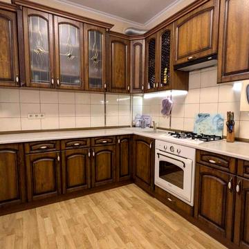 Дворівнева квартира вул.Донцова.