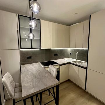 Олега Мудрака вул. (Генерала Наумова), 1-Б