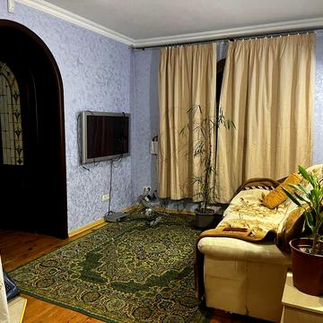 Військовим та цивільрим здається будинок 80 м 4 кімнати зі зручностями