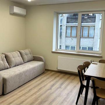 Оренда однокімнатноі . Діброва парк.