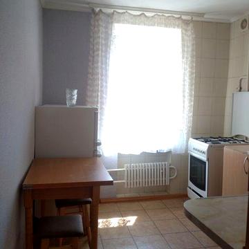 Гарна 1к квартира в районі Виставки, меблі та техніка