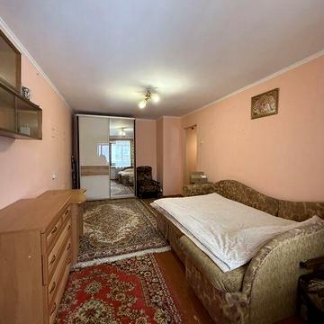 Довгострокова оренда 1к Квартира Братів Дужих (Комарова) вулиця