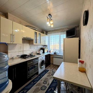 Продам 3 кімнатну квартиру Набережна Сонячна