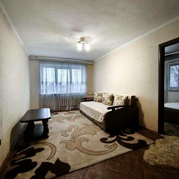 Продаж 2-х кімнатна по Станіслава Прощенка