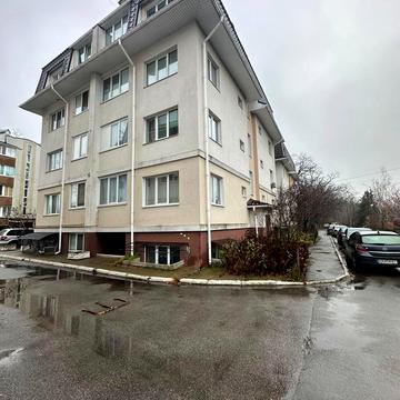 Кленова вул., 2-Б/5