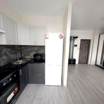 Смарт-квартира з ремонтом та технікою