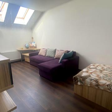 Волошкова вул., 42/2