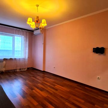 Печерська вул., 6