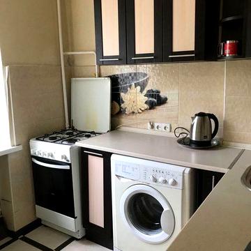 Оренда квартири! Газ, опалення, 2й поверх. Виноградар