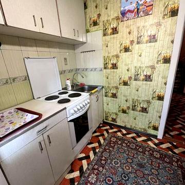 Сдам 1-к.кв. Бул.Будівельників 21А,9/9,воєнні можна