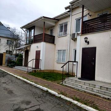 Оренда будинку(таунхаус) Святопетрівське газ/генератор/2паркомісця