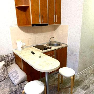 Сдам студию на Молодой Гвардии, Спортивная