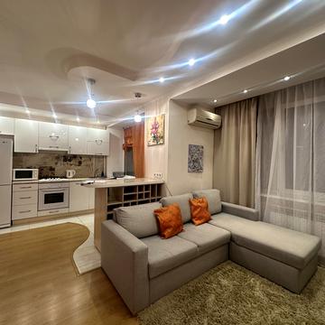 Володимирська вул., 73