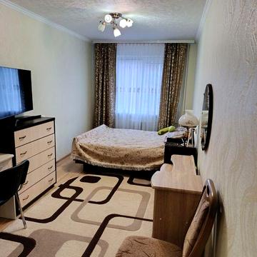 Продам 3-ну квартиру на Волонтерській!