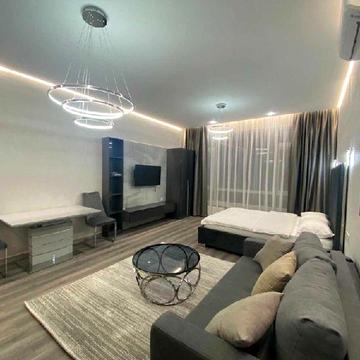 Антоновича вул. (Горького), 131