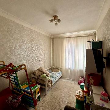 Продам 3х к. Квартиру , СОЦГОРОД