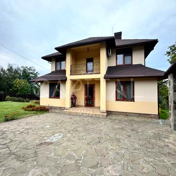 Обухівський