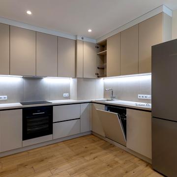 Золотоустівська вул., 25