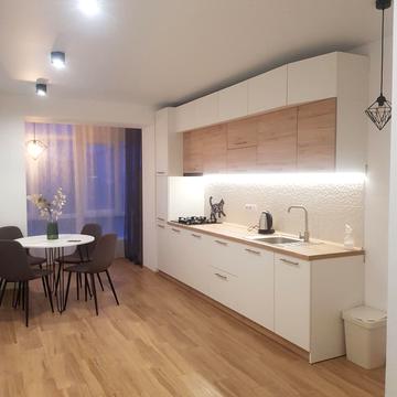 Мельника, 10