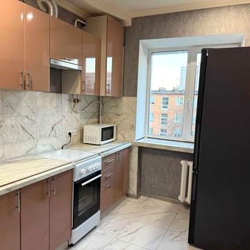 Сдам квартиру 2 х кімнатну біля Делікату водоканал* Громова