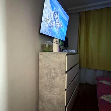 Продається 2-кімнатна квартира