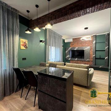 Оренда розкішної 3-кімнатної квартири в центрі міста