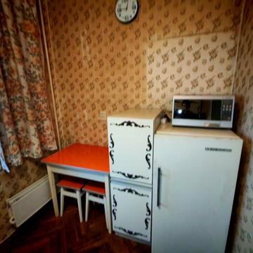 Червоної Калини просп. (Володимира Маяковського), 20-В