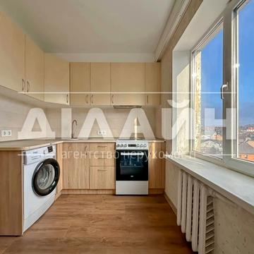 Дунайська вул., 14