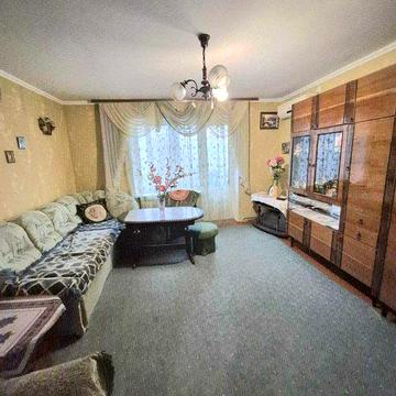 Здам 3-и кімнатну квартиру біля Полтавського ринку.