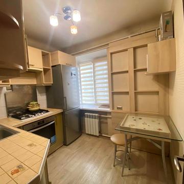 Науки просп. (Гагаріна), 12