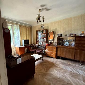 Сергія Берегового вул. (Мартиросяна), 22