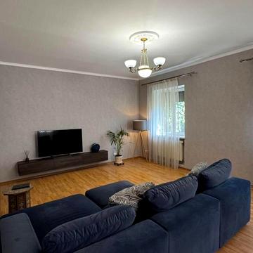 Києво-Мироцька вул.