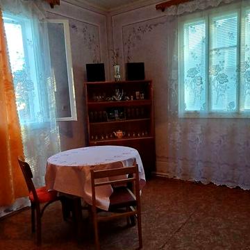 Продаж 3к Дім вулиця Небесної Сотні