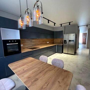 ЖК Медовий Кадетський Гай трикімнатна з ремонтом Генератор Київ Совки ЖК Медовий