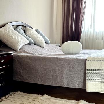 Шота Руставелі вул., 25