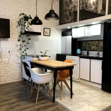 Лісова вул., 26