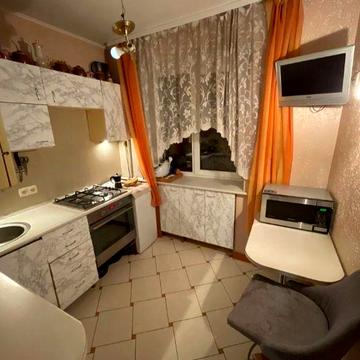 Оренда квартири Володимира Великого