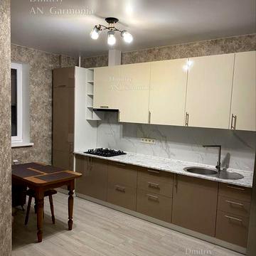 1-К Макдональдс, Закрытый Двор