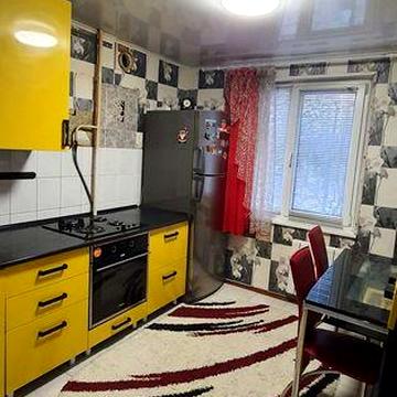 Сертифікат! Вул. Чарівна, з ремонтом, з великою кухнею