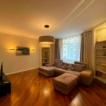 Євгена Коновальця вул. (Щорса), 32-Г