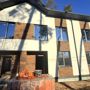 Українська вул., 7д