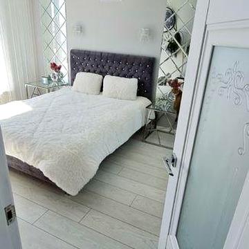 Квартира 2к з ремонтом та меблями. Стан: заходь та живи